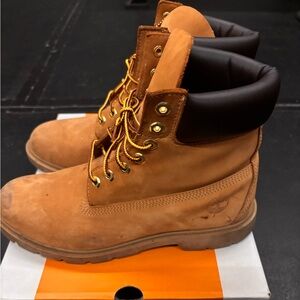 Timberland Wheat Lace-Up Boots sz 10